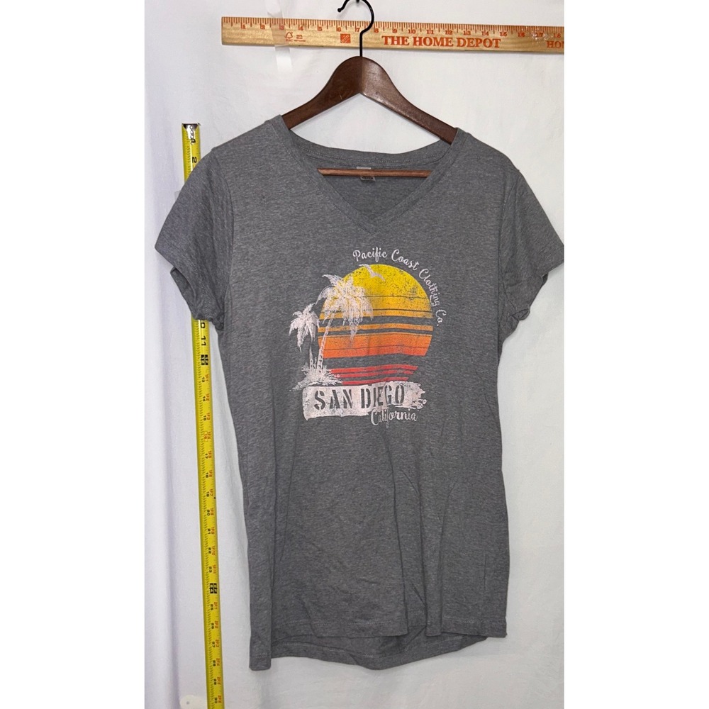Salt‎ Creek Apparel San Diego California Graphic T Shirt Women's Grey V-Neck Tee